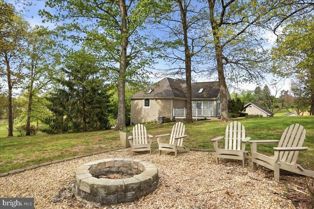 100 COTTAGE DR, Luray, VA 22835