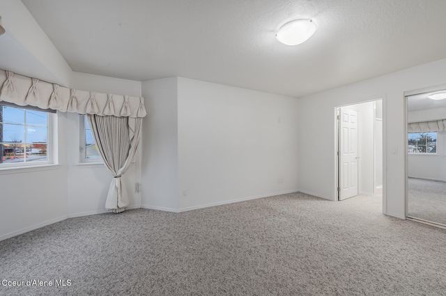 3683 E Mullan Ave, Post Falls, ID 83854