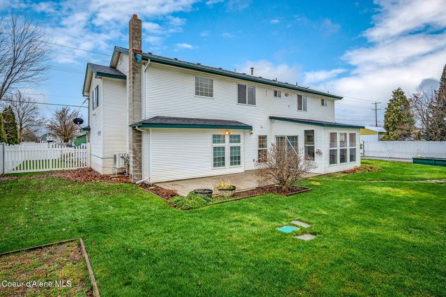 3683 E Mullan Ave, Post Falls, ID 83854