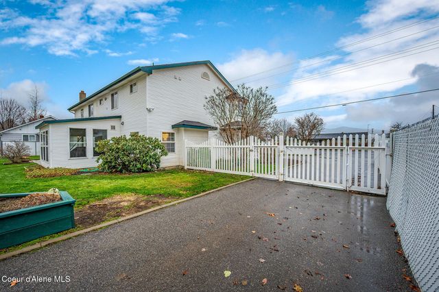 3683 E Mullan Ave, Post Falls, ID 83854