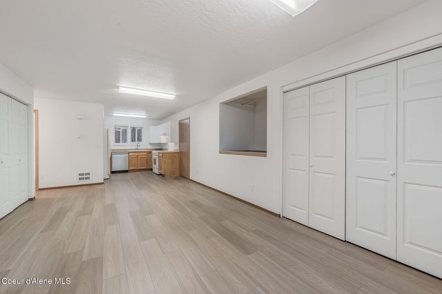 3683 E Mullan Ave, Post Falls, ID 83854