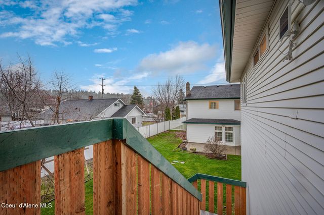 3683 E Mullan Ave, Post Falls, ID 83854