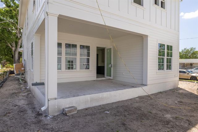 5204 10TH STREET N, St Petersburg, FL 33703