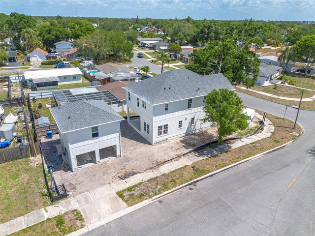 5204 10TH STREET N, St Petersburg, FL 33703