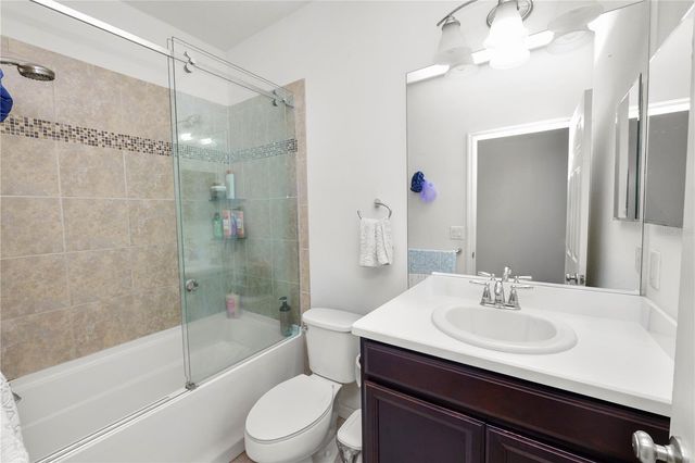8775 SENTIERO DRIVE, Land O Lakes, FL 34637