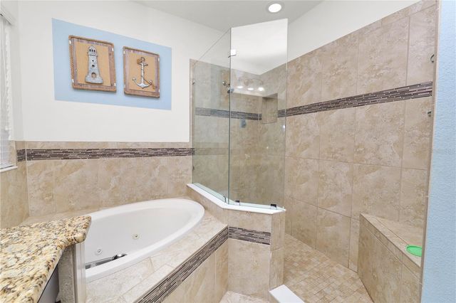 8775 SENTIERO DRIVE, Land O Lakes, FL 34637