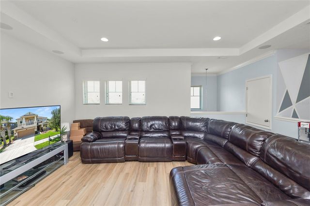 8775 SENTIERO DRIVE, Land O Lakes, FL 34637