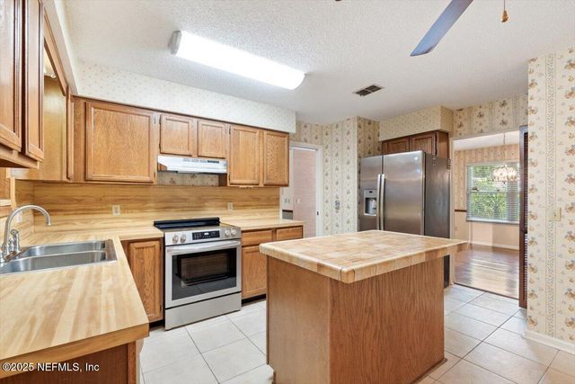 309 DEVONSHIRE Lane, Orange Park, FL 32073
