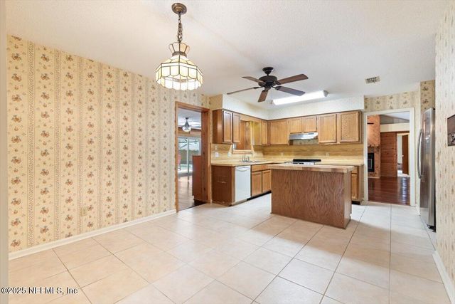 309 DEVONSHIRE Lane, Orange Park, FL 32073