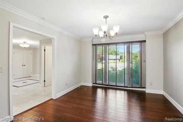 5130 Provincial Drive, Bloomfield Hills, MI 48302