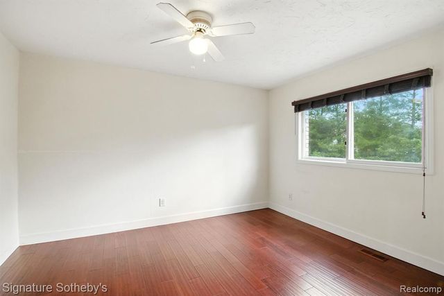 5130 Provincial Drive, Bloomfield Hills, MI 48302