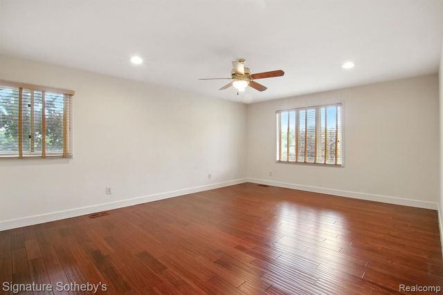 5130 Provincial Drive, Bloomfield Hills, MI 48302