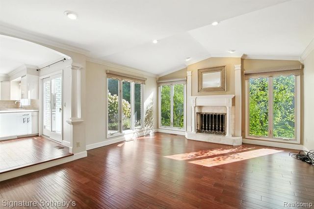 5130 Provincial Drive, Bloomfield Hills, MI 48302
