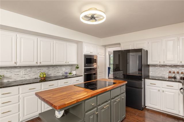 2795 E Hardy Lane, Fayetteville, AR 72703