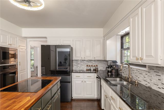 2795 E Hardy Lane, Fayetteville, AR 72703