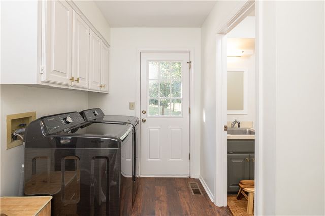 2795 E Hardy Lane, Fayetteville, AR 72703