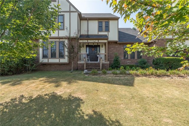 2795 E Hardy Lane, Fayetteville, AR 72703