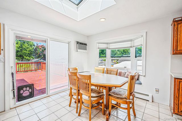 616 Pat Drive, West Islip, NY 11795