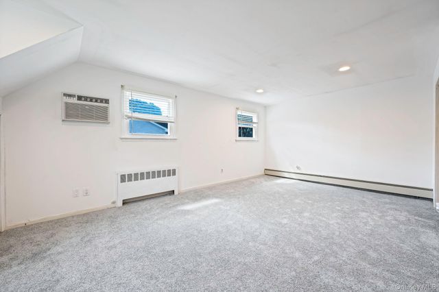 616 Pat Drive, West Islip, NY 11795
