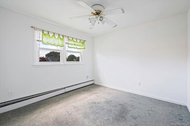 616 Pat Drive, West Islip, NY 11795