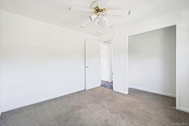 616 Pat Drive, West Islip, NY 11795