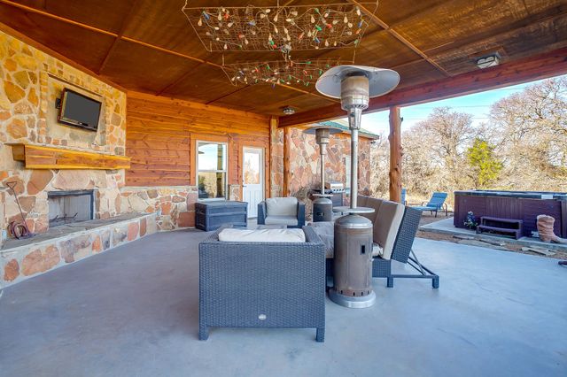 141 County Road 4793, Boyd, TX 76023
