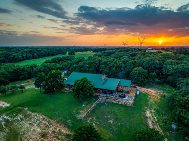 141 County Road 4793, Boyd, TX 76023