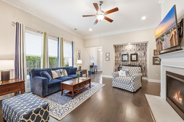 1744 Suncrest Dr., Myrtle Beach, SC 29577