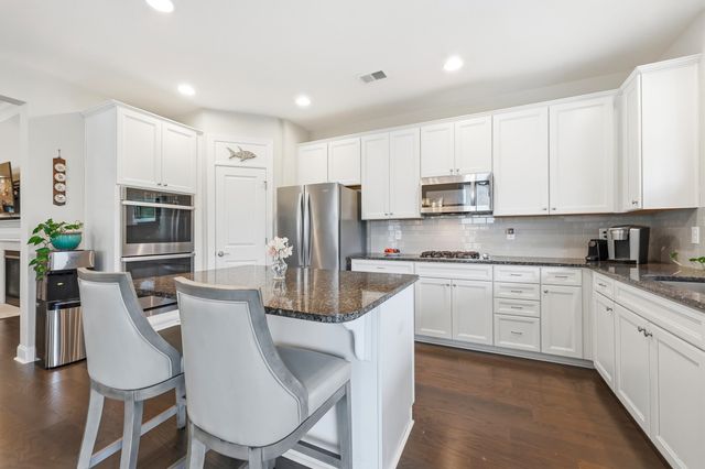 1744 Suncrest Dr., Myrtle Beach, SC 29577