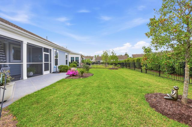 1744 Suncrest Dr., Myrtle Beach, SC 29577