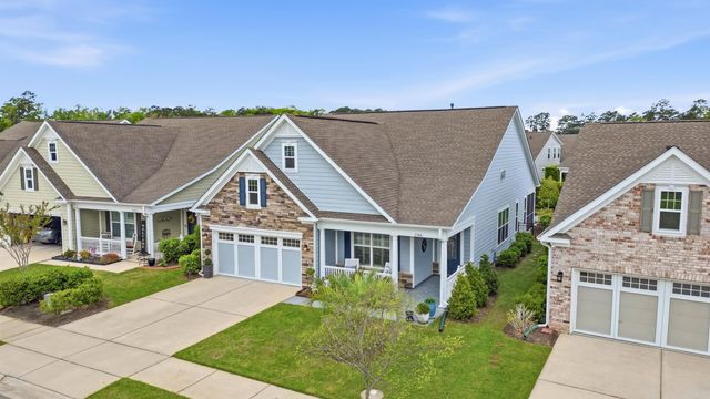 1744 Suncrest Dr., Myrtle Beach, SC 29577