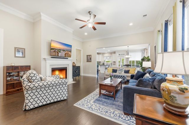 1744 Suncrest Dr., Myrtle Beach, SC 29577