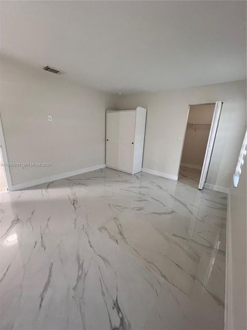 20613 SW 93rd Ave 2, Cutler Bay, FL 33189