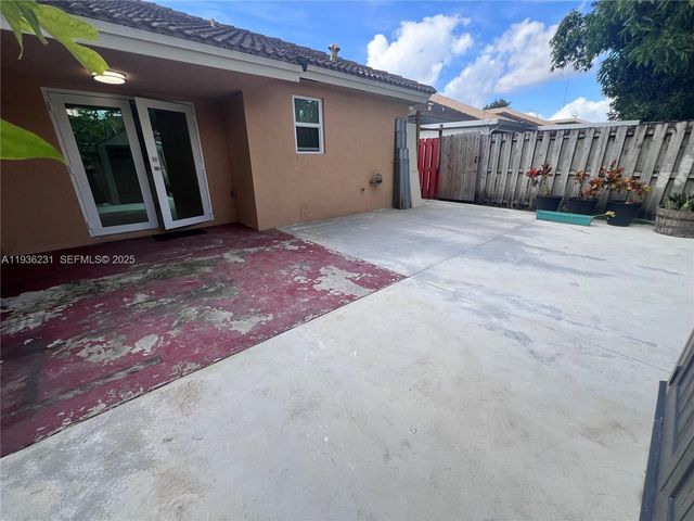 20613 SW 93rd Ave 2, Cutler Bay, FL 33189