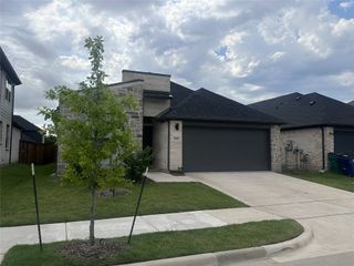 2816 Foxwood Street, Celina, TX 75009