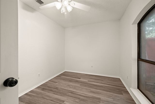 2911 Post Oak Drive, Euless, TX 76039