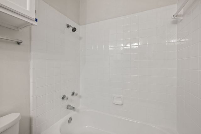 2911 Post Oak Drive, Euless, TX 76039
