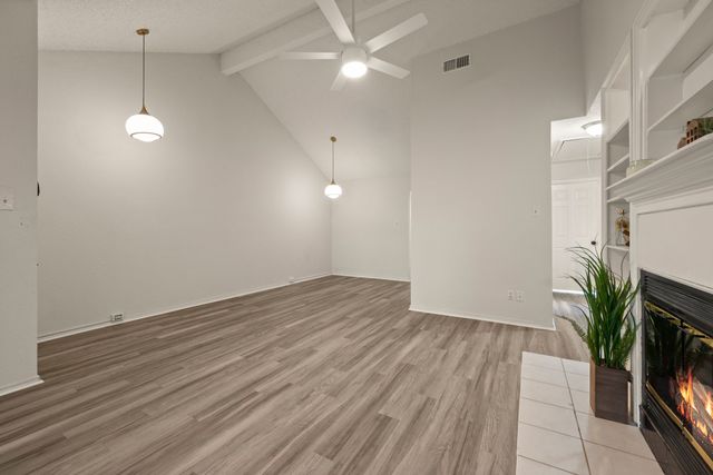 2911 Post Oak Drive, Euless, TX 76039