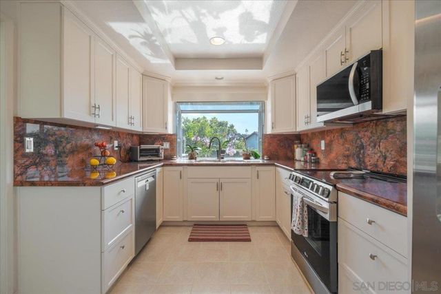 12740 Camino Emparrado, San Diego, CA 92128