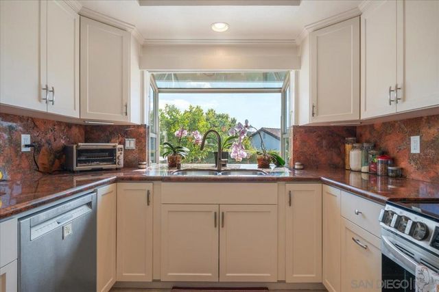 12740 Camino Emparrado, San Diego, CA 92128