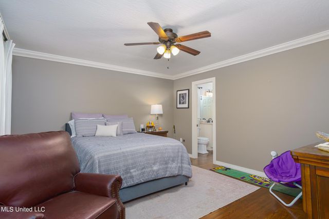 2203 S 40th Avenue, Hattiesburg, MS 39402