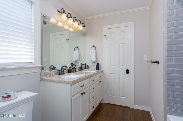 2203 S 40th Avenue, Hattiesburg, MS 39402