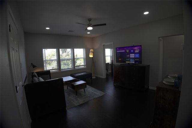 2824 Blodgett Street 3, Houston, TX 77004
