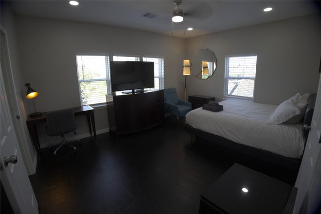2824 Blodgett Street 3, Houston, TX 77004