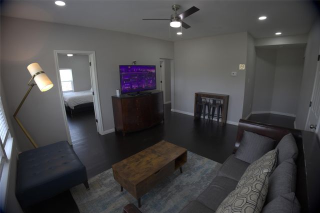 2824 Blodgett Street 3, Houston, TX 77004
