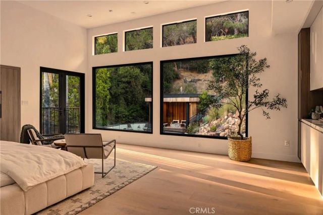 2638 Zorada Drive, Los Angeles, CA 90046