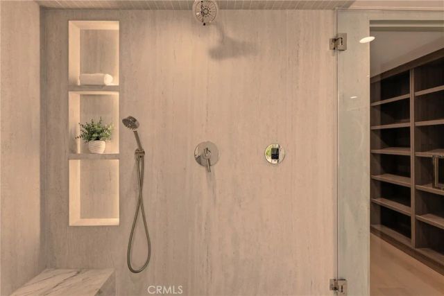 2638 Zorada Drive, Los Angeles, CA 90046