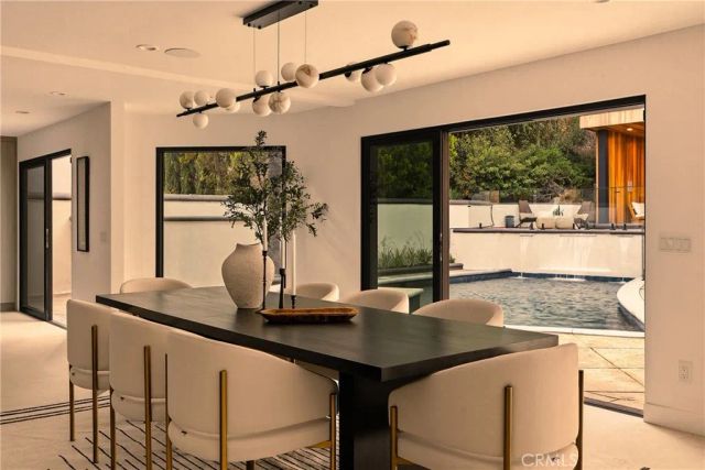 2638 Zorada Drive, Los Angeles, CA 90046