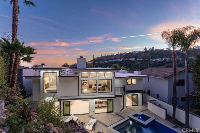 2638 Zorada Drive, Los Angeles, CA 90046