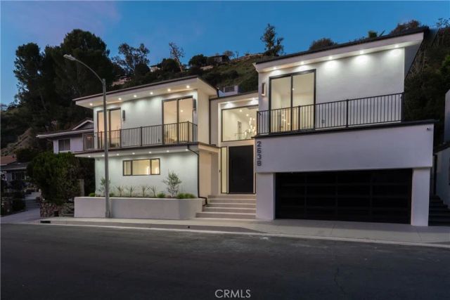 2638 Zorada Drive, Los Angeles, CA 90046